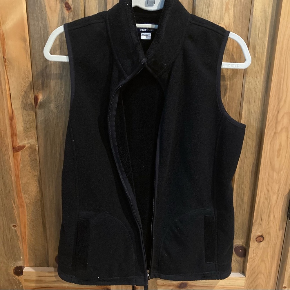 Fleece vest, like new